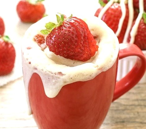 Strawberries and Cream Mug CakeMore cake & cookie & baking inspiration